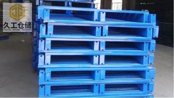 鋼制托盤(pán)的詳細(xì)共同點(diǎn)是什么？南京久工倉(cāng)儲(chǔ)設(shè)備