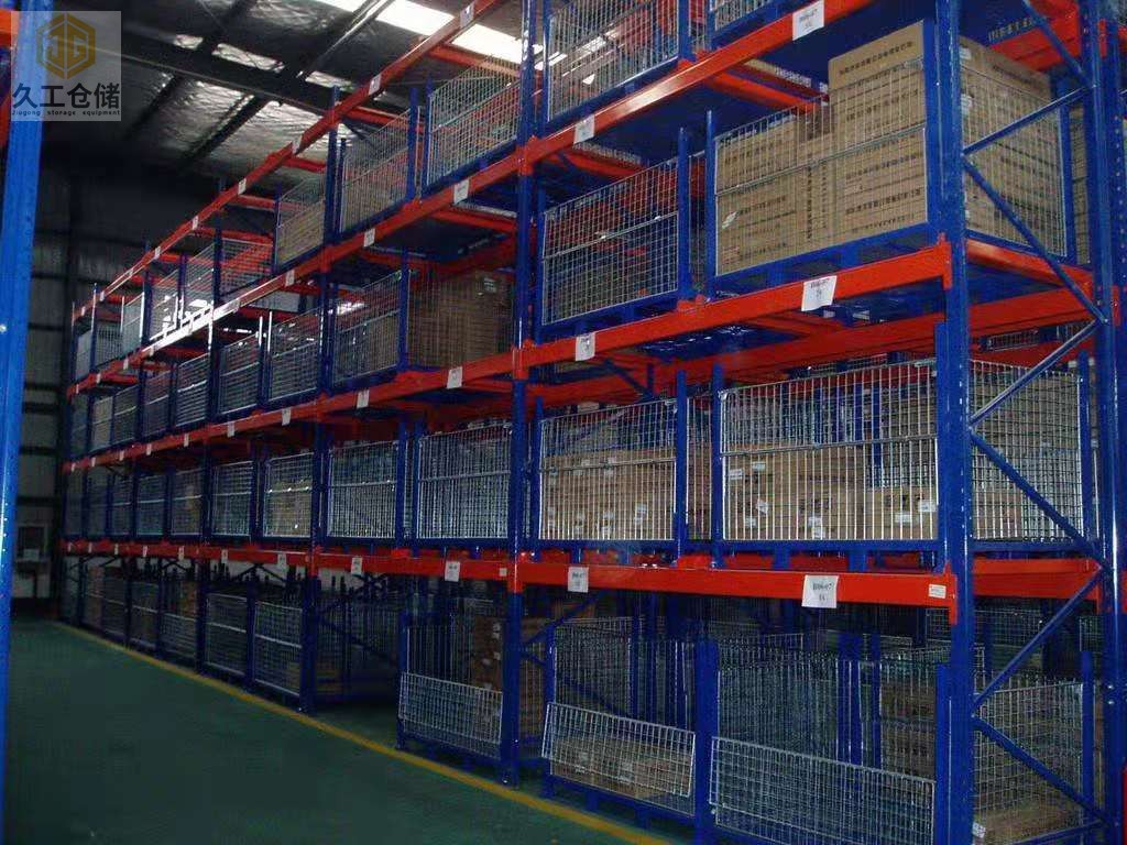 怎樣選擇和應用托盤？南京久工倉儲設備告訴您。