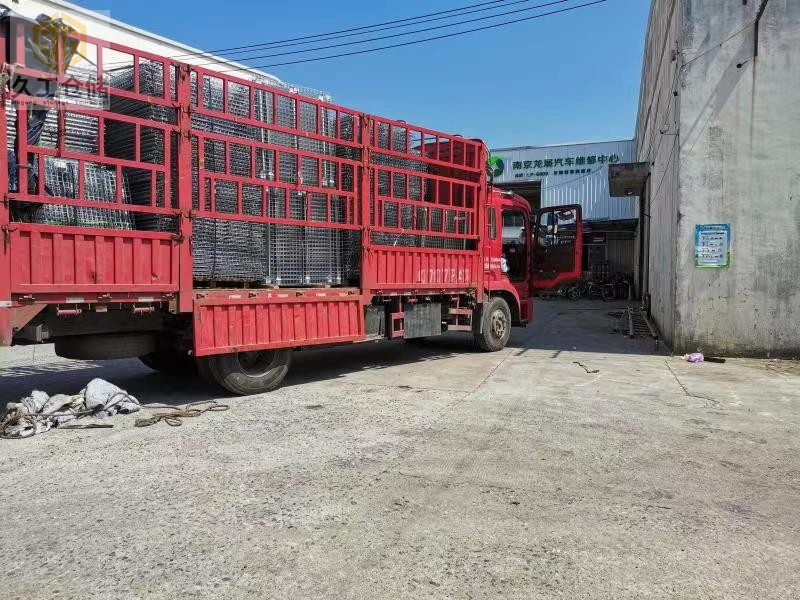 南京久工倉儲-倉儲籠網(wǎng)層板發(fā)貨實拍照片（1）