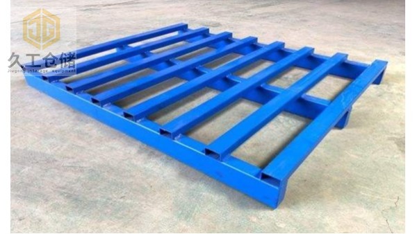 鐵托盤(pán)能運(yùn)用到哪些行業(yè)區(qū)域?南京久工倉(cāng)儲(chǔ)設(shè)備