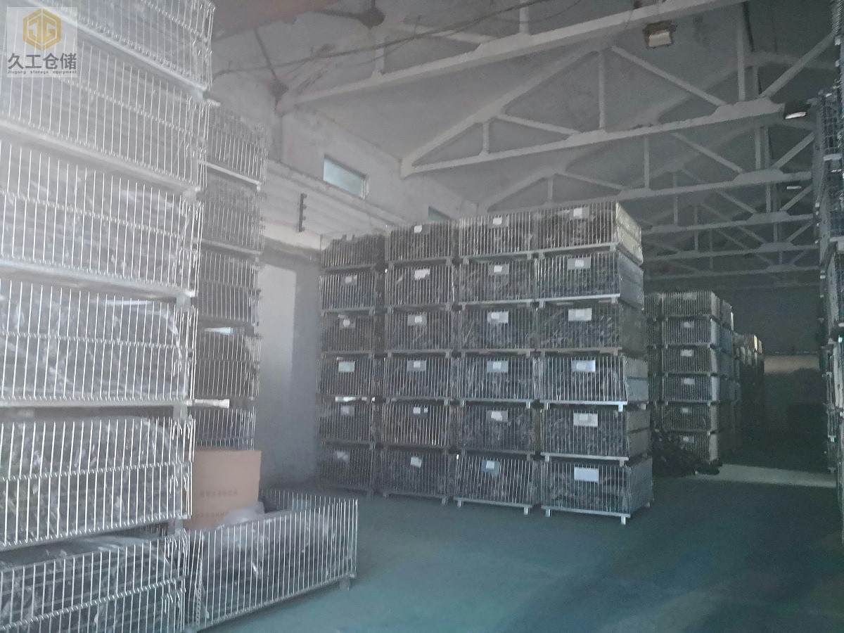南京久工倉儲設(shè)備-折疊式倉儲籠-裝貨倉儲籠-客戶現(xiàn)場展示