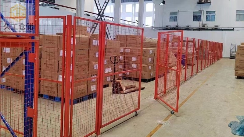 車間隔離網(wǎng)有哪些特點？南京久工倉儲設備來分析！箱了解更多關注久工！