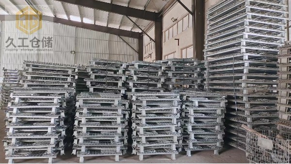 折疊式倉儲(chǔ)籠分類產(chǎn)品展示圖，倉儲(chǔ)籠倉庫籠車間擺放現(xiàn)場，南京久工倉儲(chǔ)設(shè)備