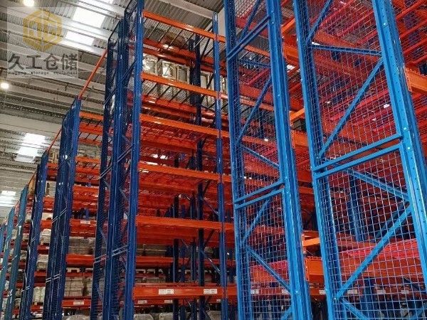 貨架背網(wǎng)，噴塑背網(wǎng)-久工倉儲設(shè)備，南京背網(wǎng)實體廠家