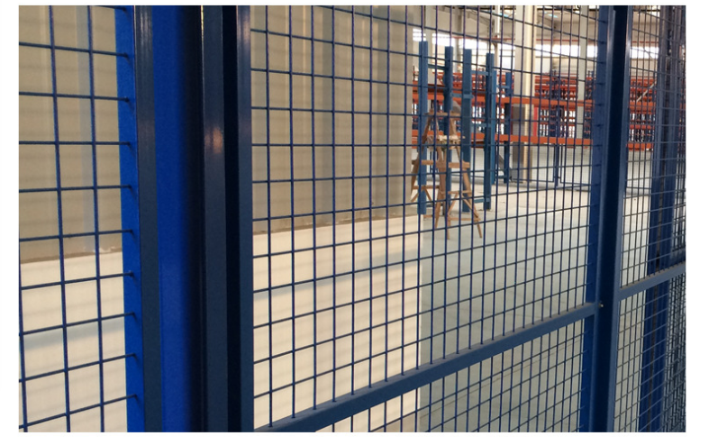 車間隔離網(wǎng)有哪些優(yōu)勢(shì)？久工倉(cāng)儲(chǔ)設(shè)備為大家分析！