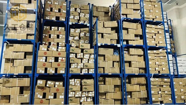 堆垛架的特點和應用特點?應該要注意哪些？南京久工倉儲設備