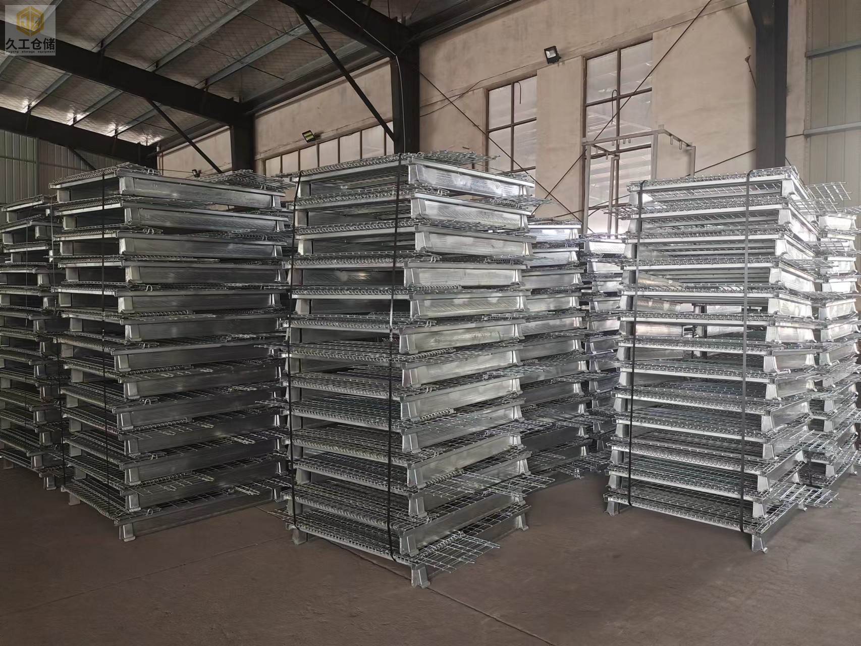 折疊式倉(cāng)儲(chǔ)籠車(chē)間擺放及發(fā)貨實(shí)拍，節(jié)省空間方便儲(chǔ)存，南京倉(cāng)儲(chǔ)籠廠家-久工倉(cāng)儲(chǔ)設(shè)備
