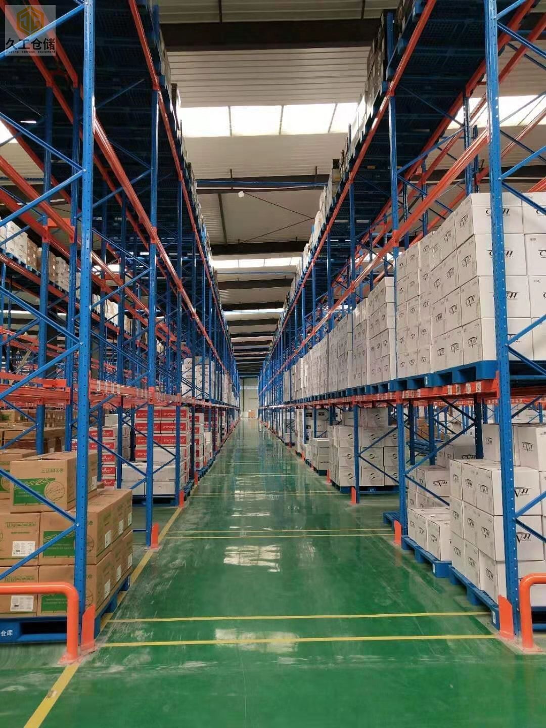 重型倉儲貨架的主要特點有哪些？南京貨架-久工倉儲設(shè)備