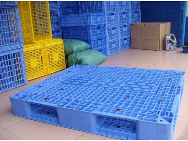 塑料可堆垛托盤(pán)