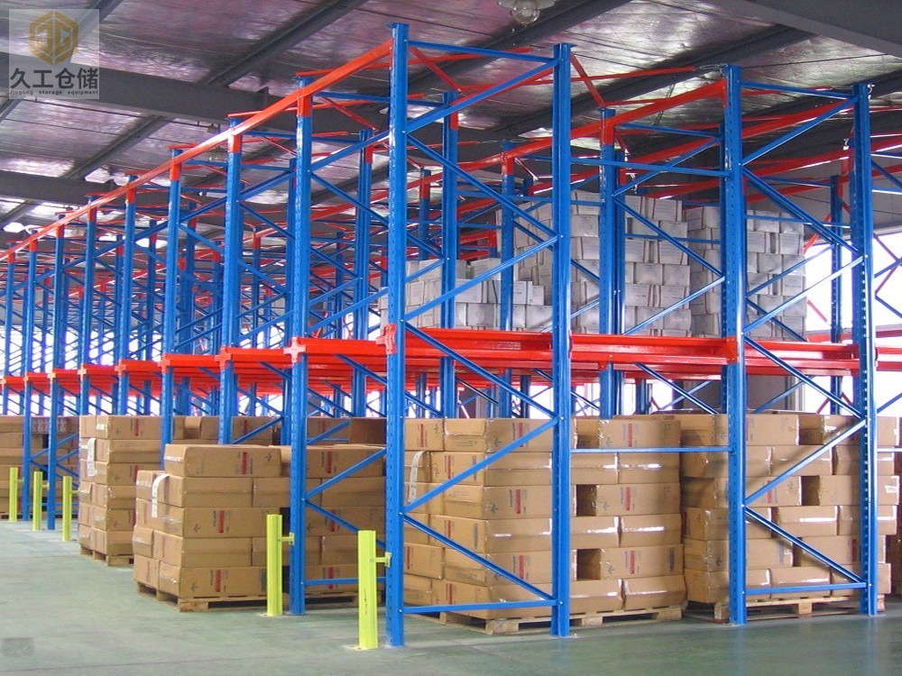 南京貨架-倉儲貨架分類？懸臂式貨架哪家好？久工倉儲設(shè)備