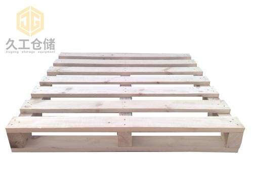木托盤的使用注意事項有哪些？南京久工倉儲設備告訴大家！