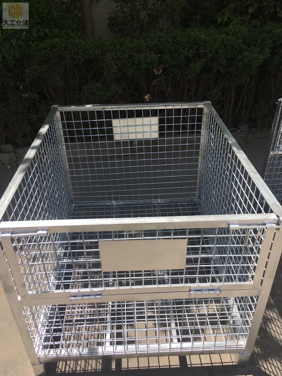 南京久工倉儲設(shè)備-金屬周轉(zhuǎn)箱-鋼制料框-支持定制南京周轉(zhuǎn)箱廠家！
