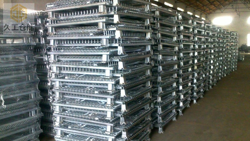 折疊式倉(cāng)儲(chǔ)籠的工業(yè)應(yīng)用？久工倉(cāng)儲(chǔ)籠廠家來(lái)分析，南京久工倉(cāng)儲(chǔ)設(shè)備