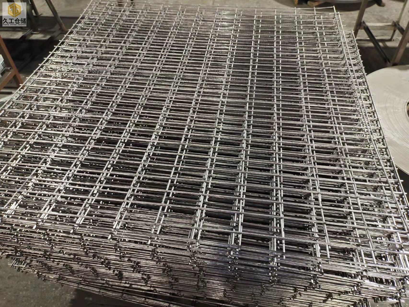 定制建筑網片結構，運用及廣泛用途分別是什么？南京金屬網片廠家-久工倉儲