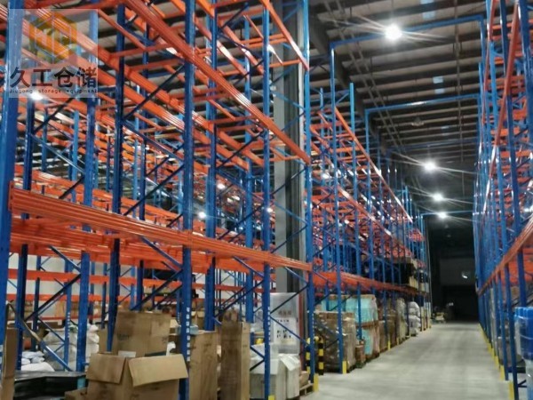 橫梁式貨架-托盤貨架-網(wǎng)層板貨架-橫梁架-南京貨架-南京久工倉儲設(shè)備