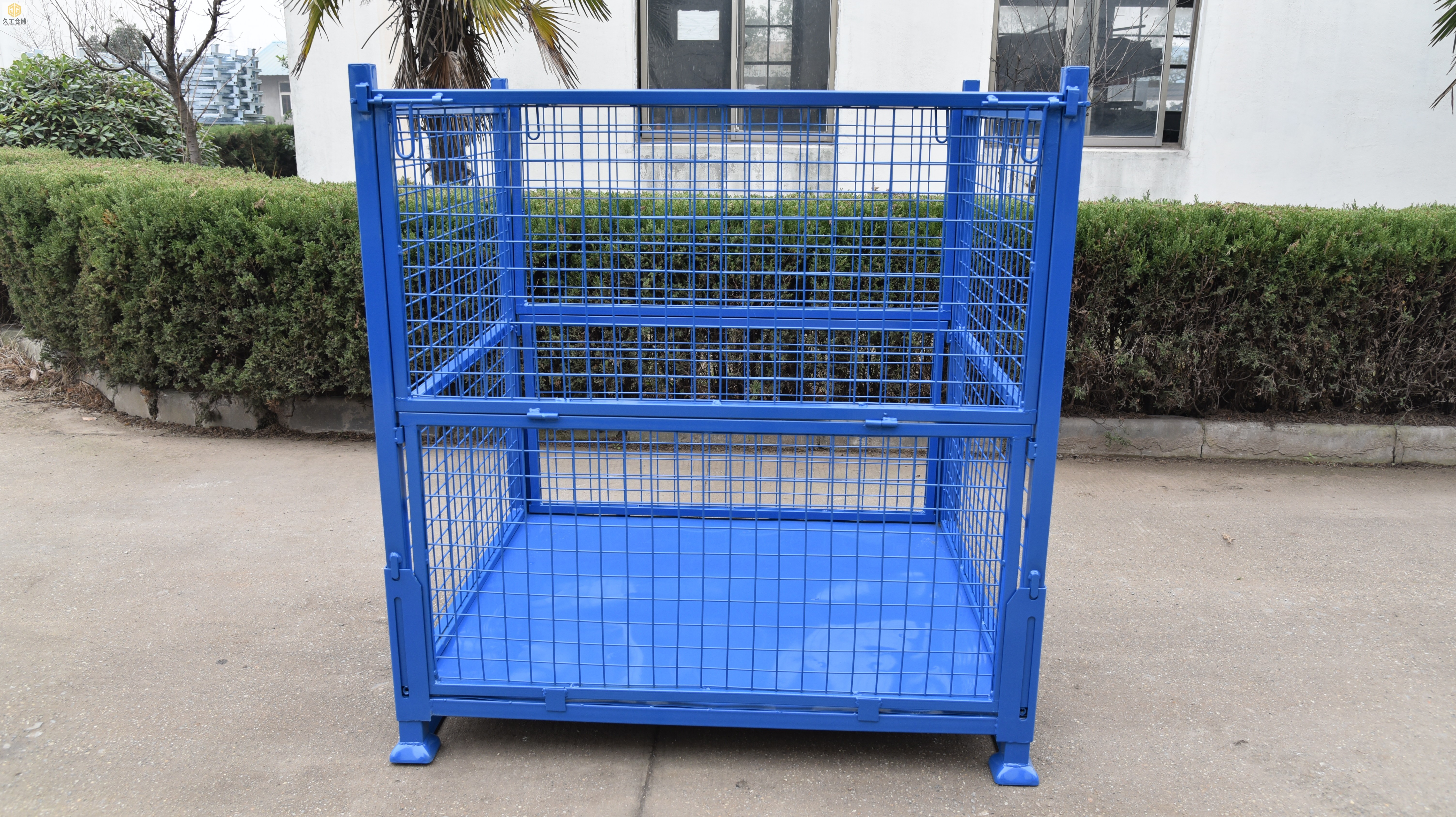 久工倉儲設(shè)備的金屬周轉(zhuǎn)箱，鋼制料箱特點是什么？南京周轉(zhuǎn)箱廠家