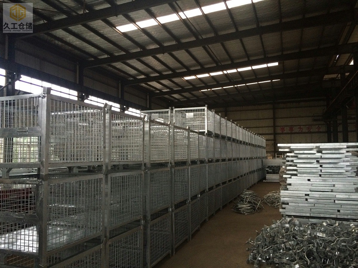 可折疊網(wǎng)箱-鍍鋅鋼制料箱實(shí)拍現(xiàn)場-金屬周轉(zhuǎn)箱南京周轉(zhuǎn)箱廠家-久工倉儲設(shè)備
