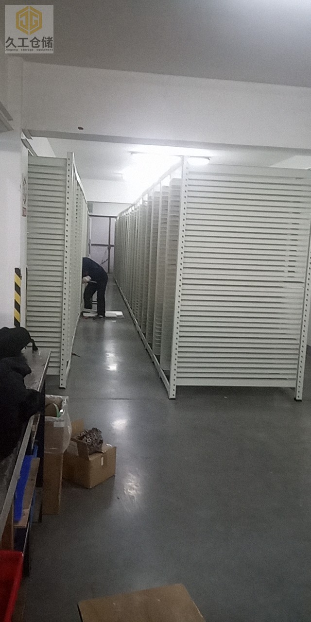 南京端子貨架廠家，接線端子注意事項(xiàng)？久工倉(cāng)儲(chǔ)設(shè)備