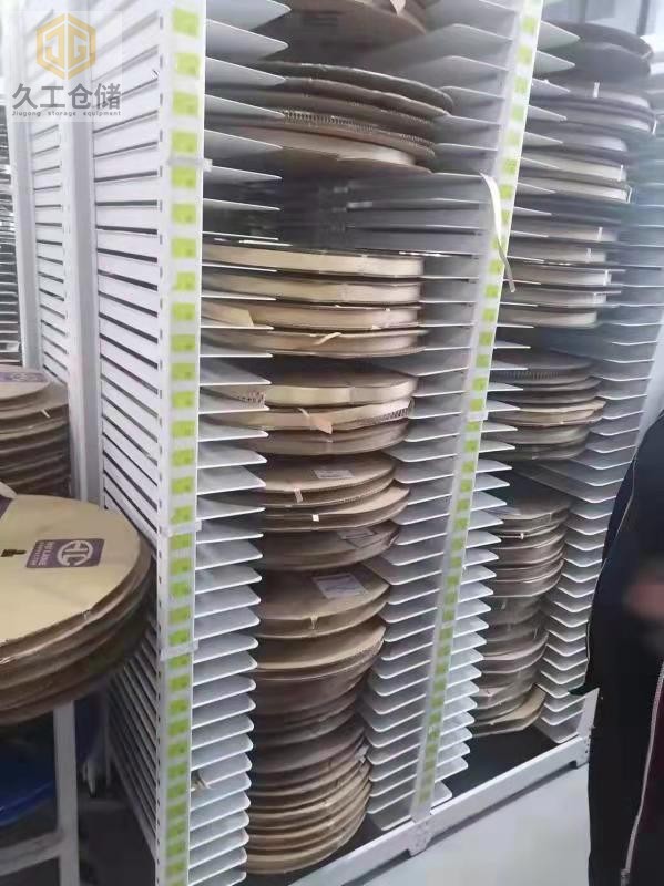 線束貨架也稱端子貨架-線束架子，線束盤架，繞線盤架子......南京久工倉儲設(shè)備