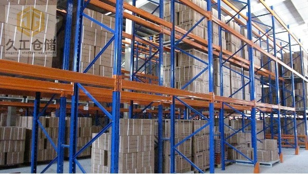 南京久工倉儲關(guān)于橫梁式貨架的介紹-南京貨架廠家