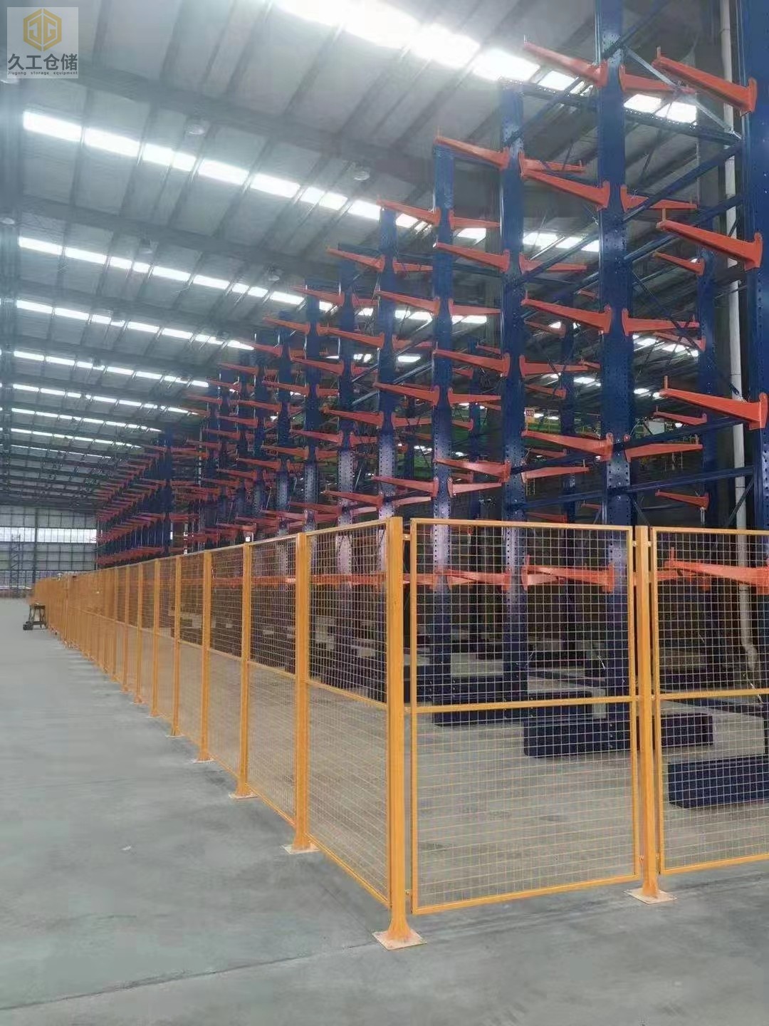 南京久工倉儲-全設(shè)備系列 實現(xiàn)整體配套， 一站式省心選購！隔離網(wǎng)背網(wǎng)巧固架堆垛架