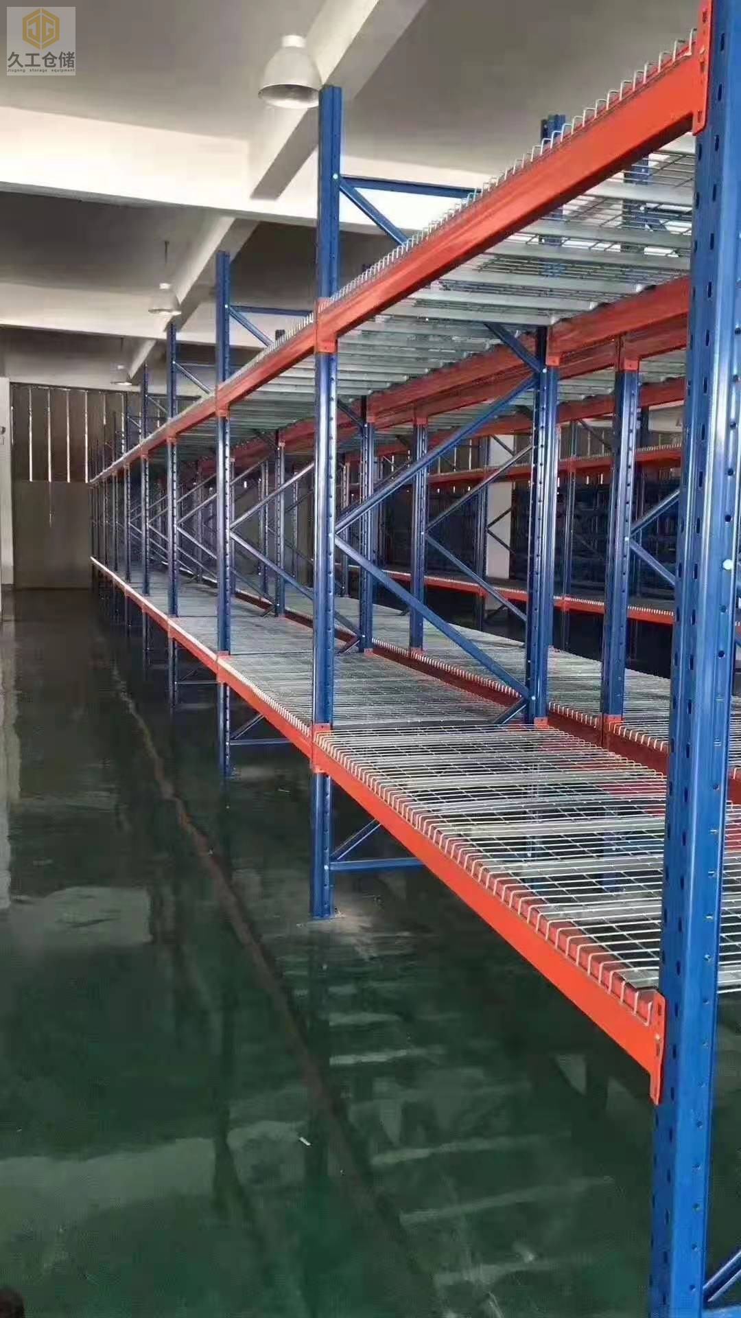 干貨！層板貨架的優(yōu)點和特點，貨架網(wǎng)層板。久工倉儲設(shè)備